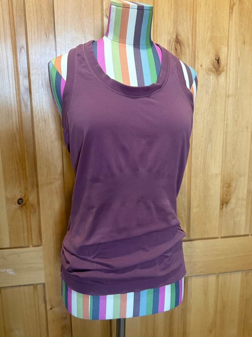 Athleta Momentum Tank Size Medium